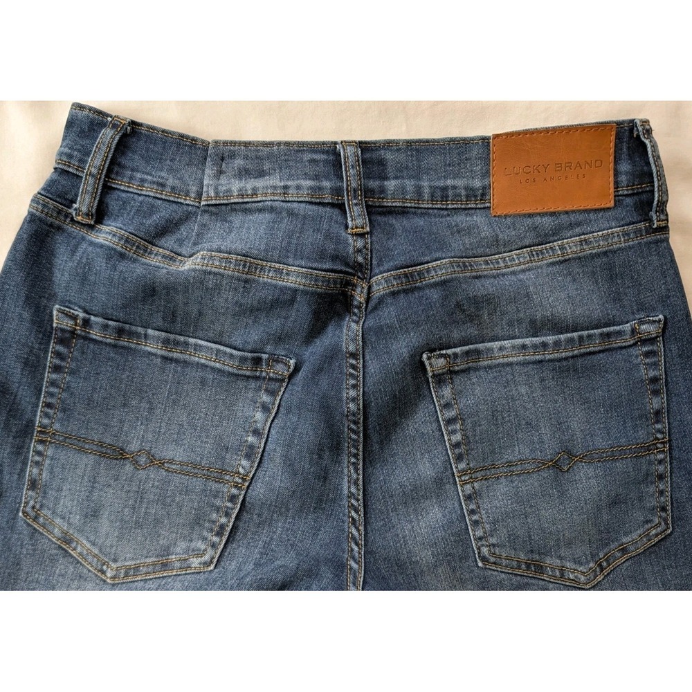 Lucky Brand 410 Athletic Straight Jeans Mens 30x32 Noble Wash Blue Altered Waist - Picture 8 of 12